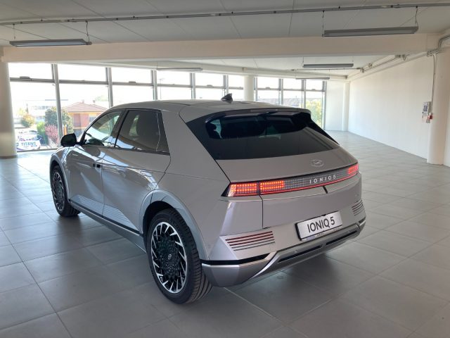 HYUNDAI Ioniq 5 5 72,6 kWh AWD Evolution "AZIENDALE" Immagine 4