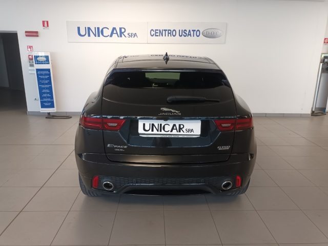 JAGUAR E-Pace 2.0D 150 CV AWD aut. R-Dynamic S Immagine 3