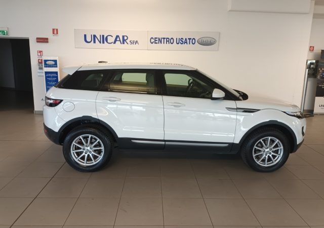 LAND ROVER Range Rover Evoque 2.2 TD4 5p. PURE Immagine 4