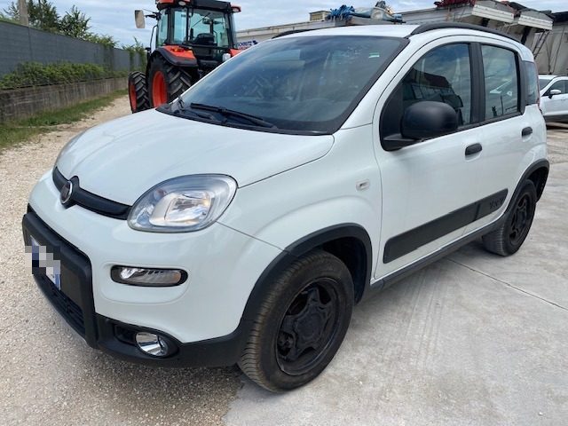 FIAT PANDA 4X4 AUTOVETTURA  KM 88372 ANNO 2017 Immagine 0