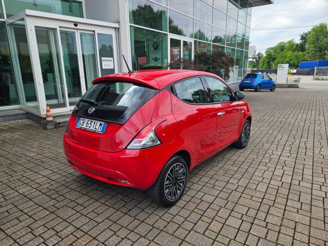 LANCIA Ypsilon 1.2 69 CV 5 porte GPL Ecochic Gold Immagine 3