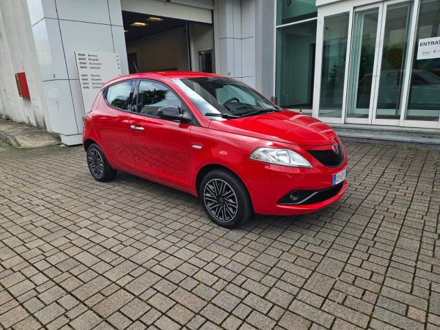 LANCIA Ypsilon 1.2 69 CV 5 porte GPL Ecochic Gold Immagine 1