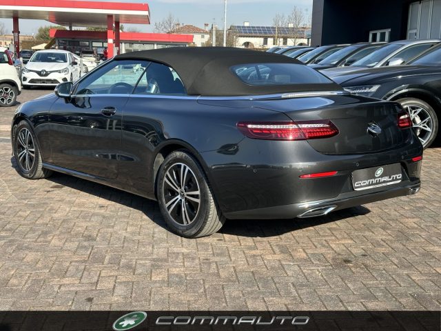 MERCEDES-BENZ E 220 d Auto Cabrio Immagine 3