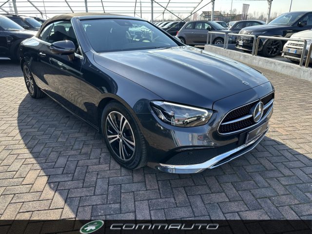 MERCEDES-BENZ E 220 d Auto Cabrio Immagine 1