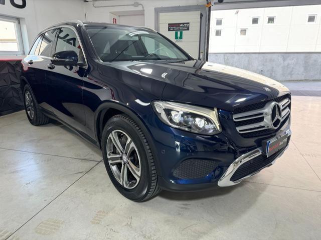 MERCEDES-BENZ GLC 220 d 4Matic Sport Immagine 2