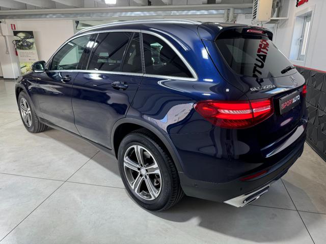 MERCEDES-BENZ GLC 220 d 4Matic Sport Immagine 4