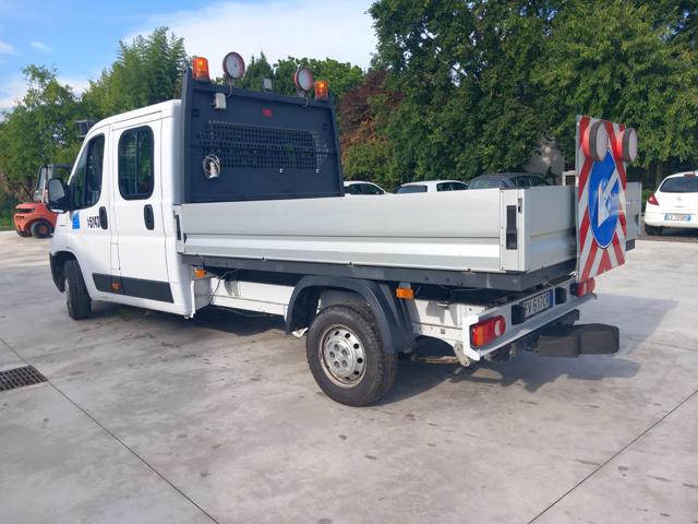 FIAT Ducato 33 2.3 MJT 120CV PM DOPPIA CABINA CASSONE FISSO Immagine 4