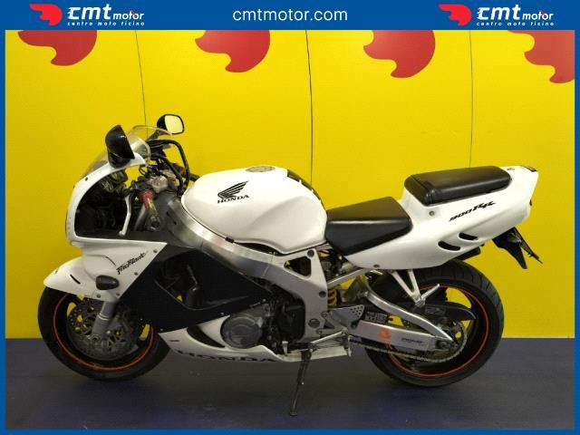 HONDA CBR 900 RR Finanziabile - Bianco - 65700 Immagine 2