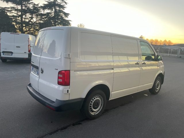 VOLKSWAGEN Transporter 2.0 TDI 150CV T28Q VAN L1 Immagine 3