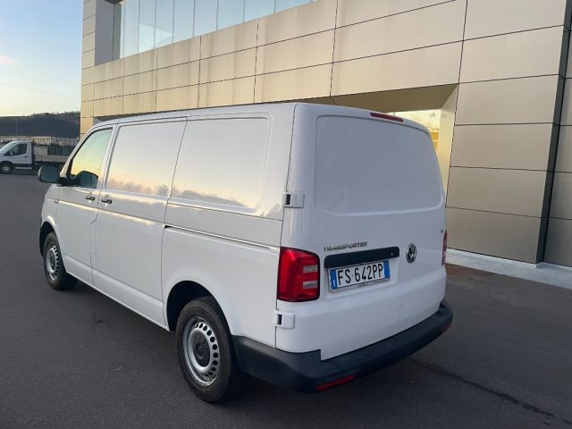 VOLKSWAGEN Transporter 2.0 TDI 150CV T28Q VAN L1 Immagine 4