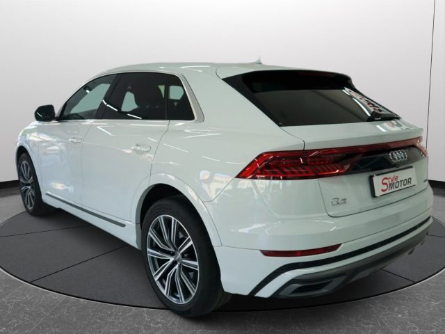 AUDI Q8 50 TDI 286 CV quattro tiptronic Sport Sline Immagine 2