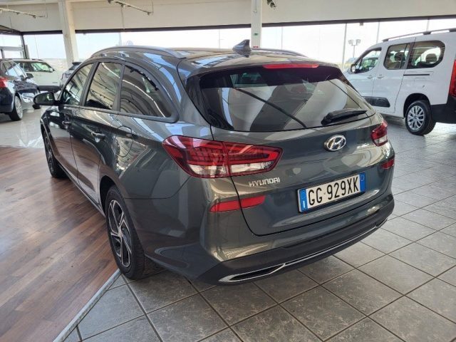 HYUNDAI i30 Wagon 1.6 CRDi 136 CV 48V DCT Prime hybrid Immagine 3