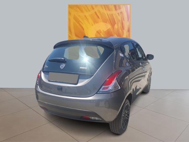 LANCIA Ypsilon 1.0 FireFly Hybrid Gold MY23 Immagine 2