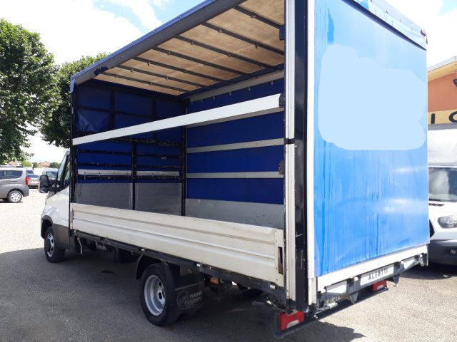 IVECO Daily 35C15 2.3 HPT PC-RG Cabinato Immagine 2