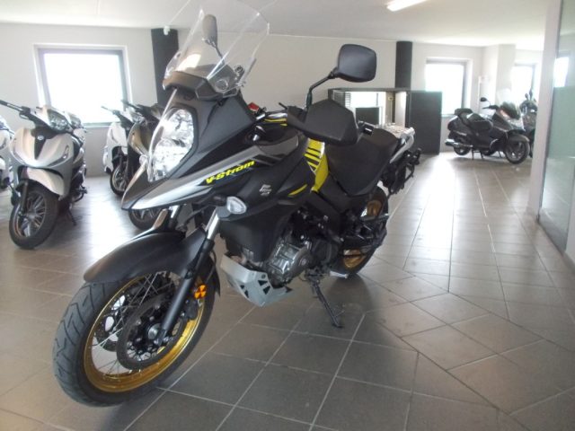 SUZUKI V-Strom 650 XT ABS Immagine 3