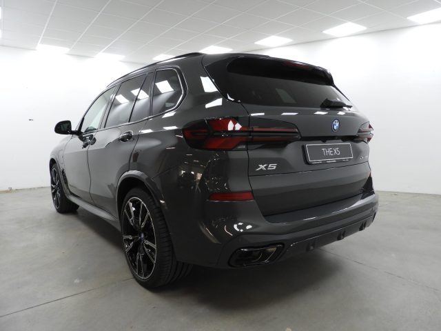 BMW X5 xDrive50e Msport Pro Immagine 3