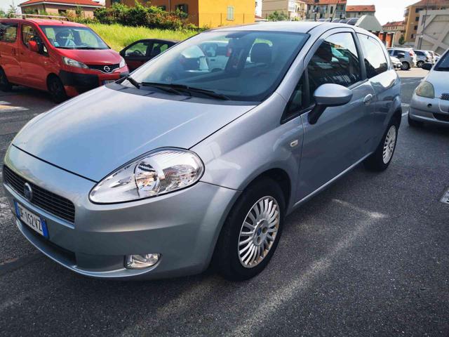 FIAT Grande Punto 1.4 3 porte Active Immagine 0