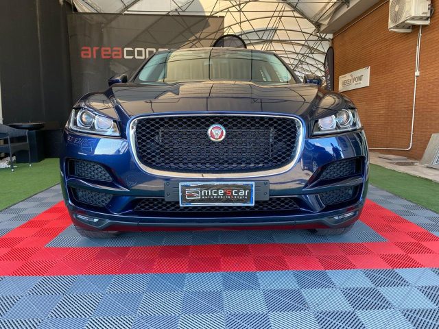 JAGUAR F-Pace 2.0 D 180 CV AWD aut. Prestige * MOTORE NUOVO * Immagine 1