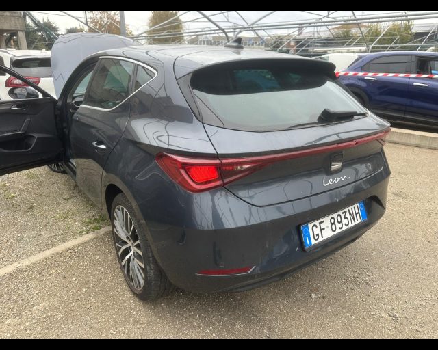 SEAT Leon 1.5 eTSI 150 CV DSG Xcellence Immagine 0