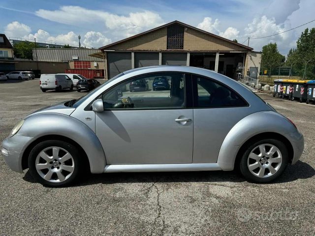 VOLKSWAGEN New Beetle 1.9 TDI 101CV Immagine 4