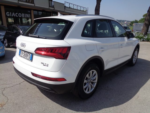 AUDI Q5 35 TDI quattro S tronic Sport KM48000 Immagine 2