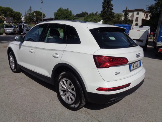 AUDI Q5 35 TDI quattro S tronic Sport KM48000 Immagine 3