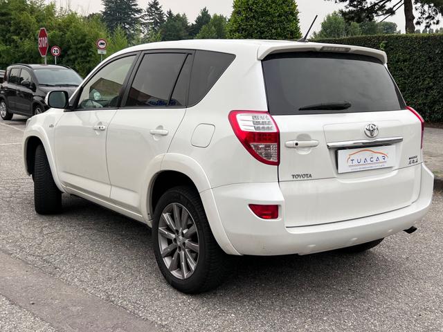 TOYOTA RAV 4 Style 2.2 D-4D Immagine 4