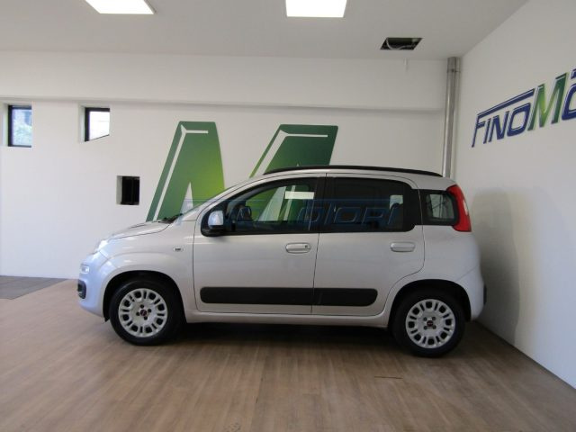 FIAT Panda 1.2 69 CV Lounge 5 POSTI Immagine 4