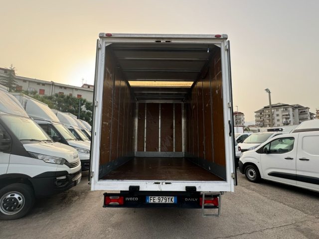 IVECO DAILY 35C13 2.3 E5  FURGONATO Immagine 4