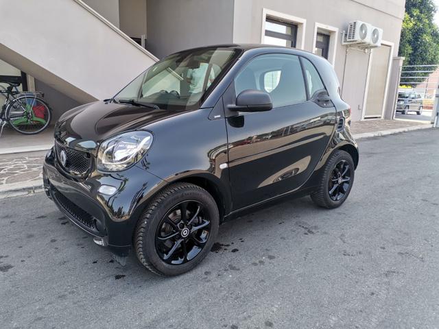 SMART ForTwo 70 1.0 twinamic Passion Immagine 0