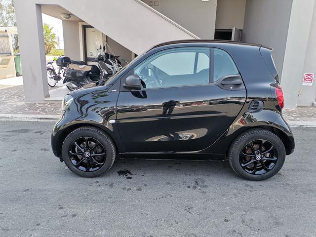 SMART ForTwo 70 1.0 twinamic Passion Immagine 1