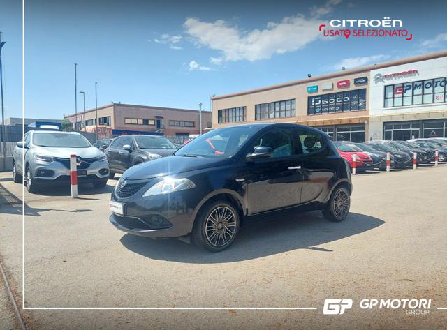 LANCIA Ypsilon 1.2 69 CV 5 porte GPL Ecochic Gold Immagine 2