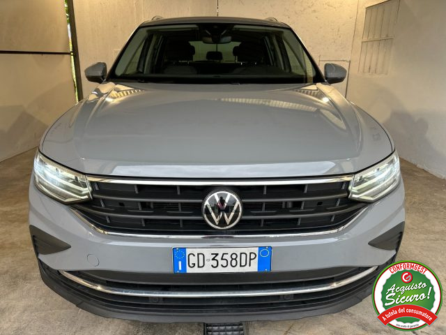 VOLKSWAGEN Tiguan 2.0 TDI 150 CV SCR DSG Life Immagine 1