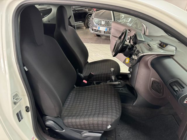 TOYOTA iQ 1.0 Immagine 4