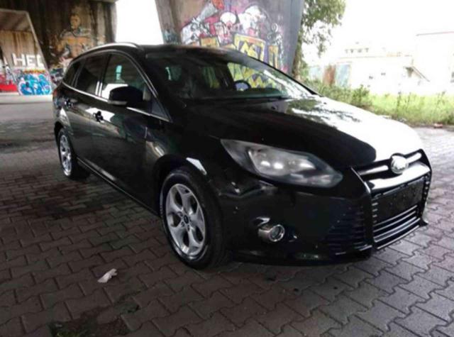 FORD Focus 1.6 TDCi "LEGGERE BENE LA DESCRIZIONE" Immagine 0