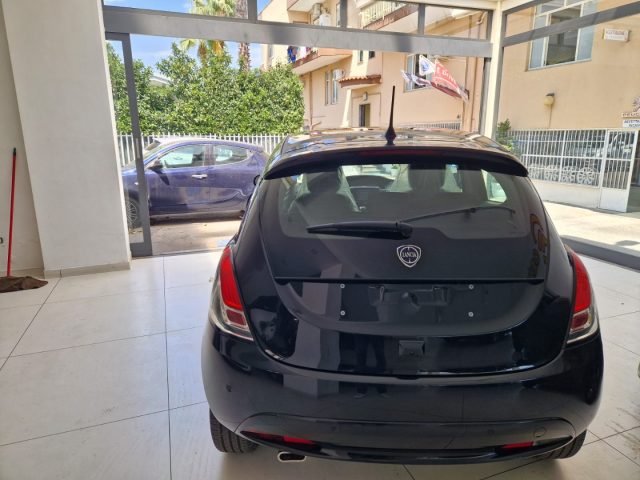 LANCIA Ypsilon 1.0 FireFly 5 porte S&S Hybrid Platino tua da ?169 Immagine 1