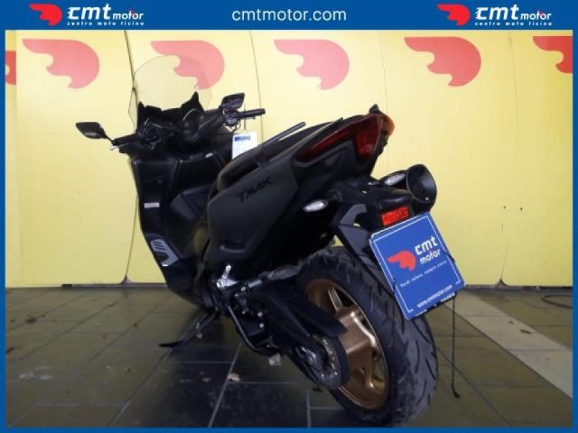 YAMAHA T-Max 560 Garantito e Finanziabile Immagine 3