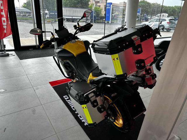 QJ MOTOR SVT 650X Bianco/Giallo **PRONTA CONSEGNA** Immagine 2