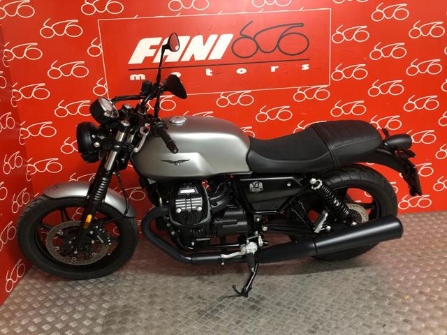 MOTO GUZZI V7 Stone Immagine 2