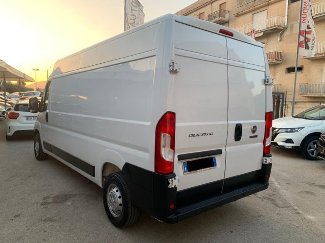 FIAT Ducato 28 2.3 MJT 120CV PC-TN Furgone Immagine 3