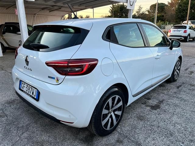 RENAULT Clio 1.6 E Tech hybrid Zen 140cv auto my21 Immagine 4