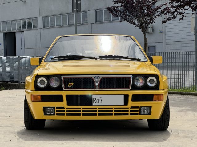 LANCIA Delta 2.0i.e. turbo 16V HF integrale Immagine 1