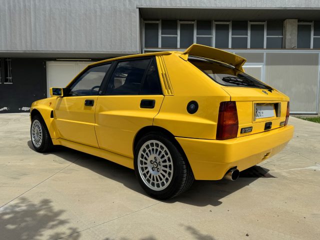 LANCIA Delta 2.0i.e. turbo 16V HF integrale Immagine 4