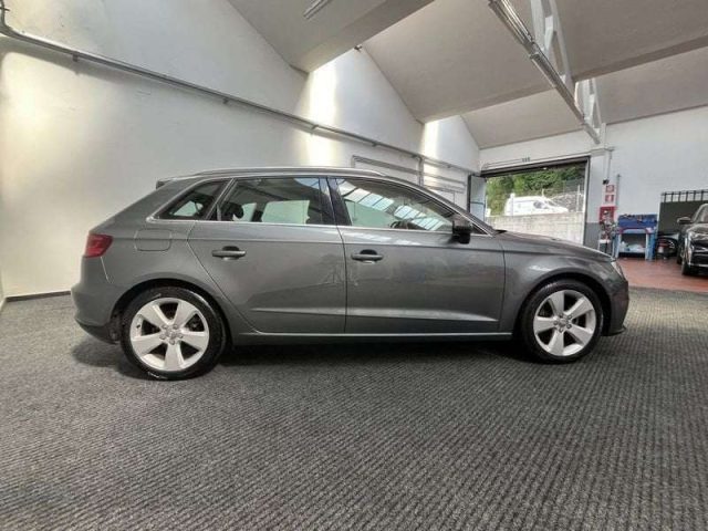 AUDI A3 A3 1.6 TDI NAVIGATORE|BLUETOOTH|CRUISE|CERCHI 17' Immagine 3