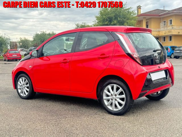 TOYOTA Aygo 1.0 VVT-i 69 CV 5 porte x-clusiv Immagine 3