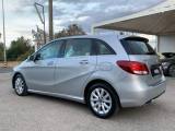 MERCEDES-BENZ B 180 d Business