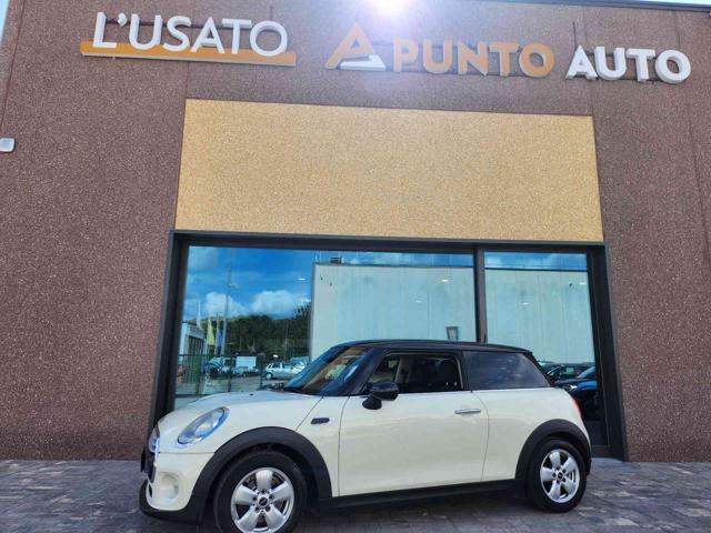 MINI Cooper D 1.5 Cooper D Immagine 1