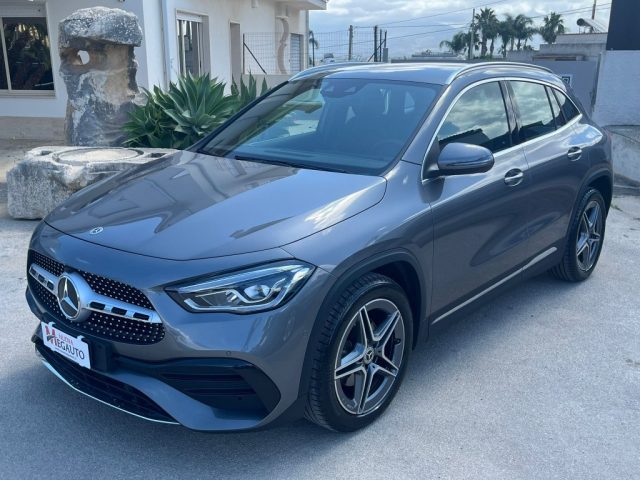 MERCEDES-BENZ GLA 200 d Automatic Premium Immagine 2