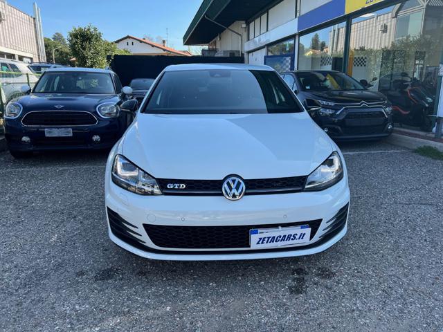 VOLKSWAGEN Golf GTD 2.0 TDI DSG 5p. BlueMotion Technology Immagine 1