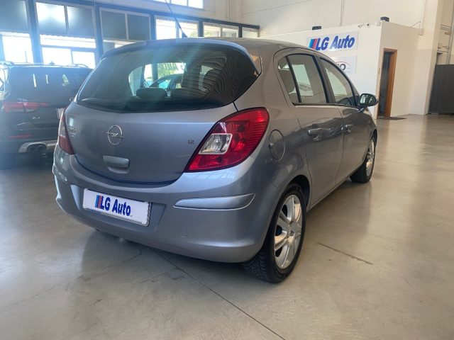 OPEL Corsa 1.2 5 porte Enjoy Immagine 4